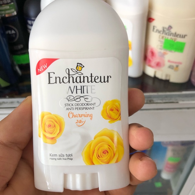 Lăn sáp Enchanter hương nước hoa
