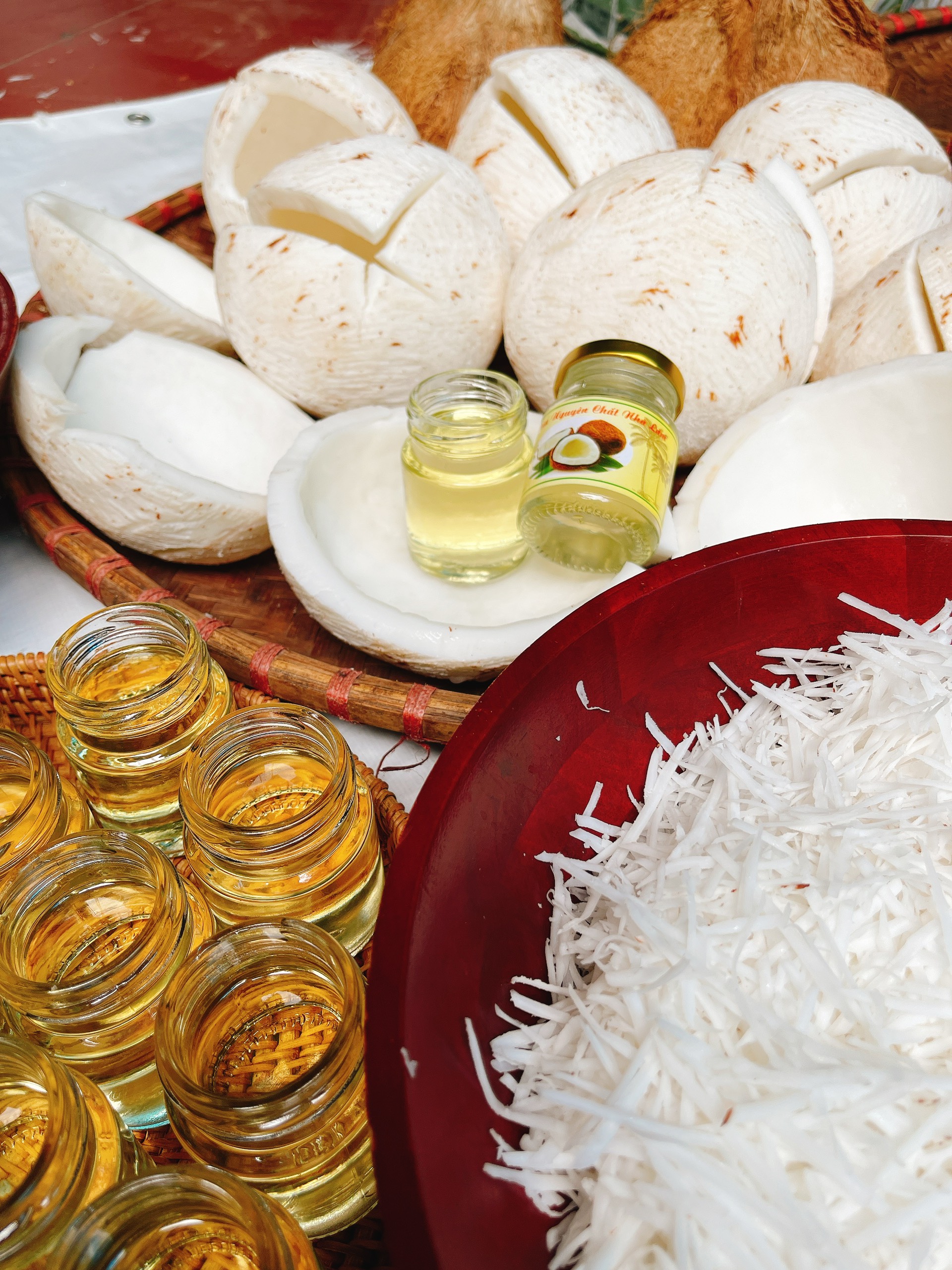 Dầu Dừa Nguyên Chất Handmade ( Dưỡng Tóc- Môi, Dưỡng Dài Mi, Chống Rạn Da) 100ml