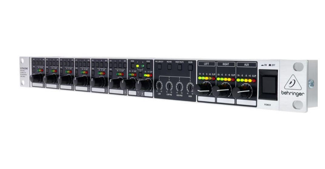 Behringer ZMX8210 V2