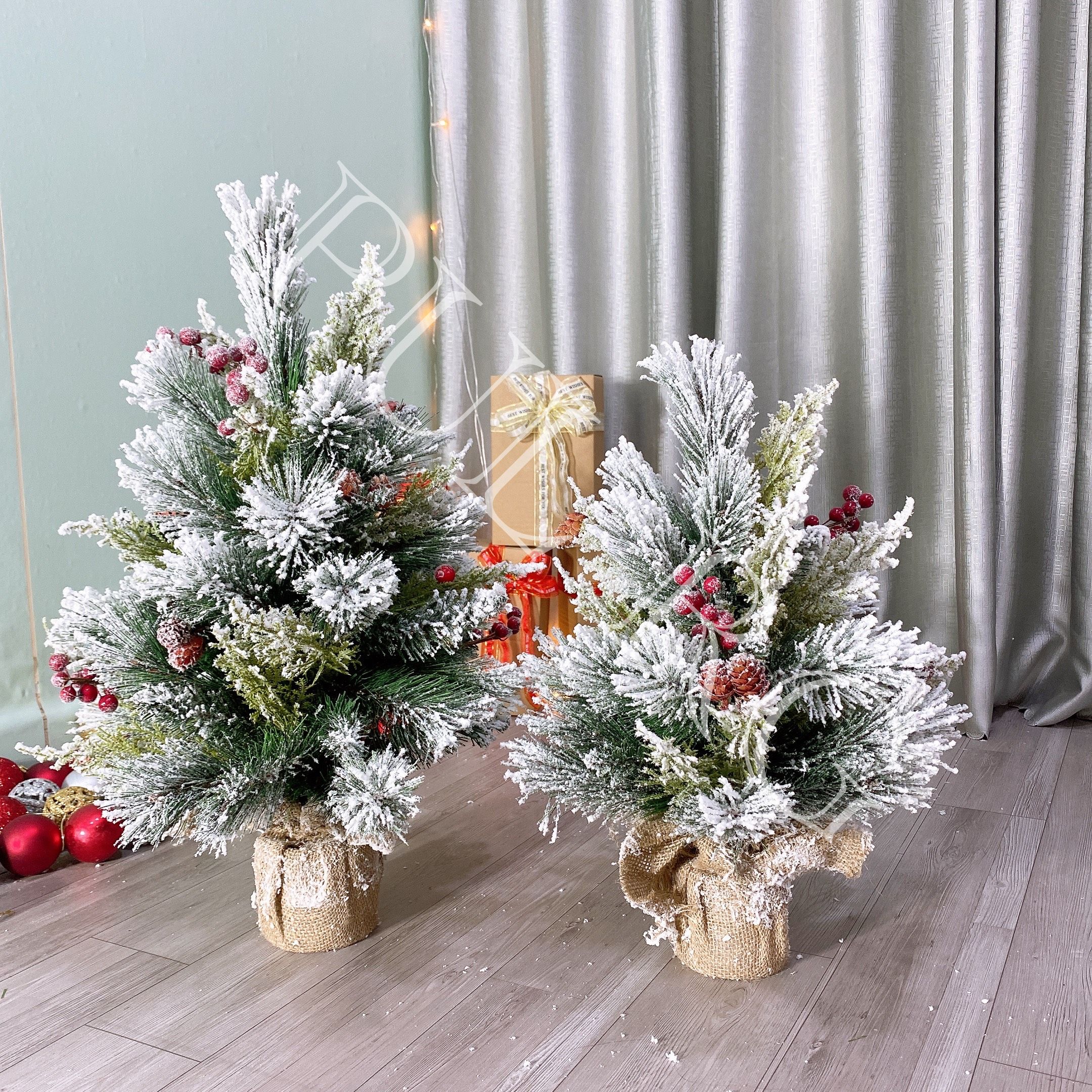 Cây thông noel mini để bàn sẵn phụ kiện trang trí giáng sinh