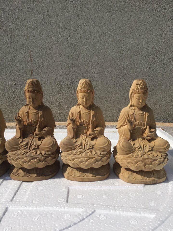 Tượng Phật Bà Quan Âm Gỗ Bách Xanh
