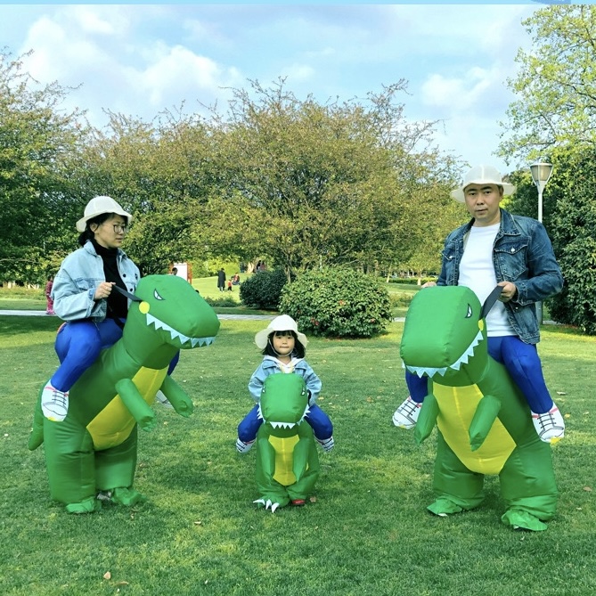 Đồ hơi hóa trang khủng long bạo chúa bơm hơi cho bé Bộ đồ khủng long Halloween cho bé trai bé gái