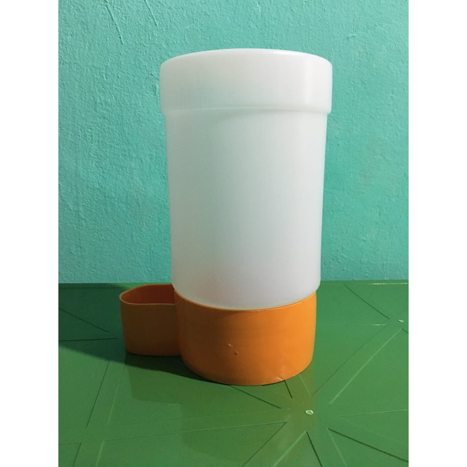 Bình uống nước cho bồ câu. gà . các loài chim 1 L