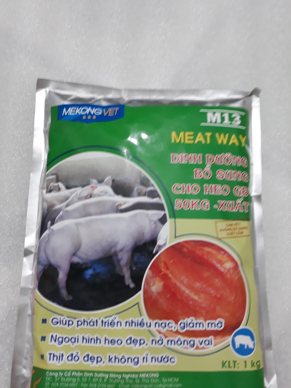M13(Tăng trọng heo giai đoạn từ 50kg - Xuất Chuồng) 1kg