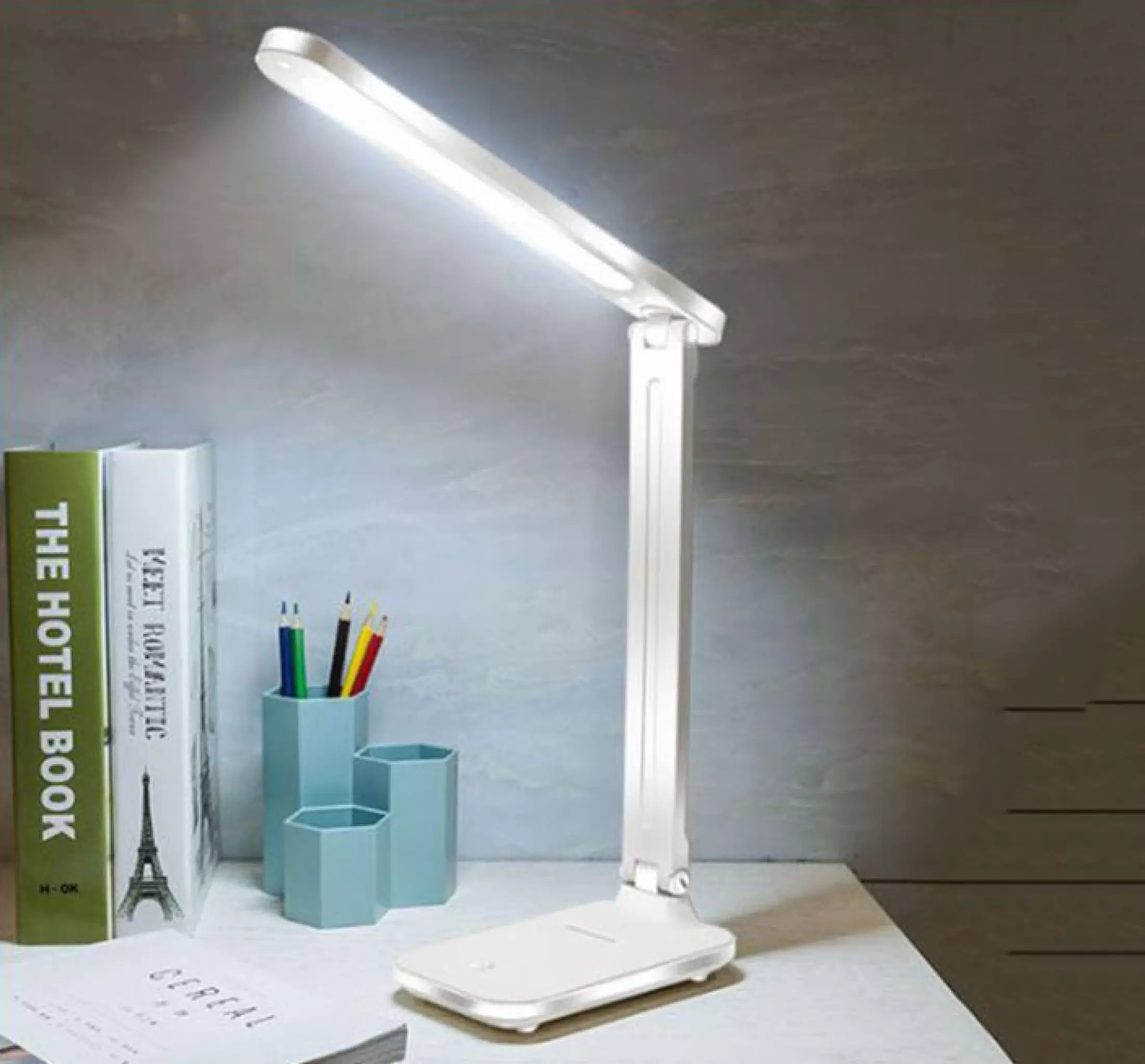 ĐÈN HỌC ĐỂ BÀN LED CAO CẤP CHỐNG CẬN
