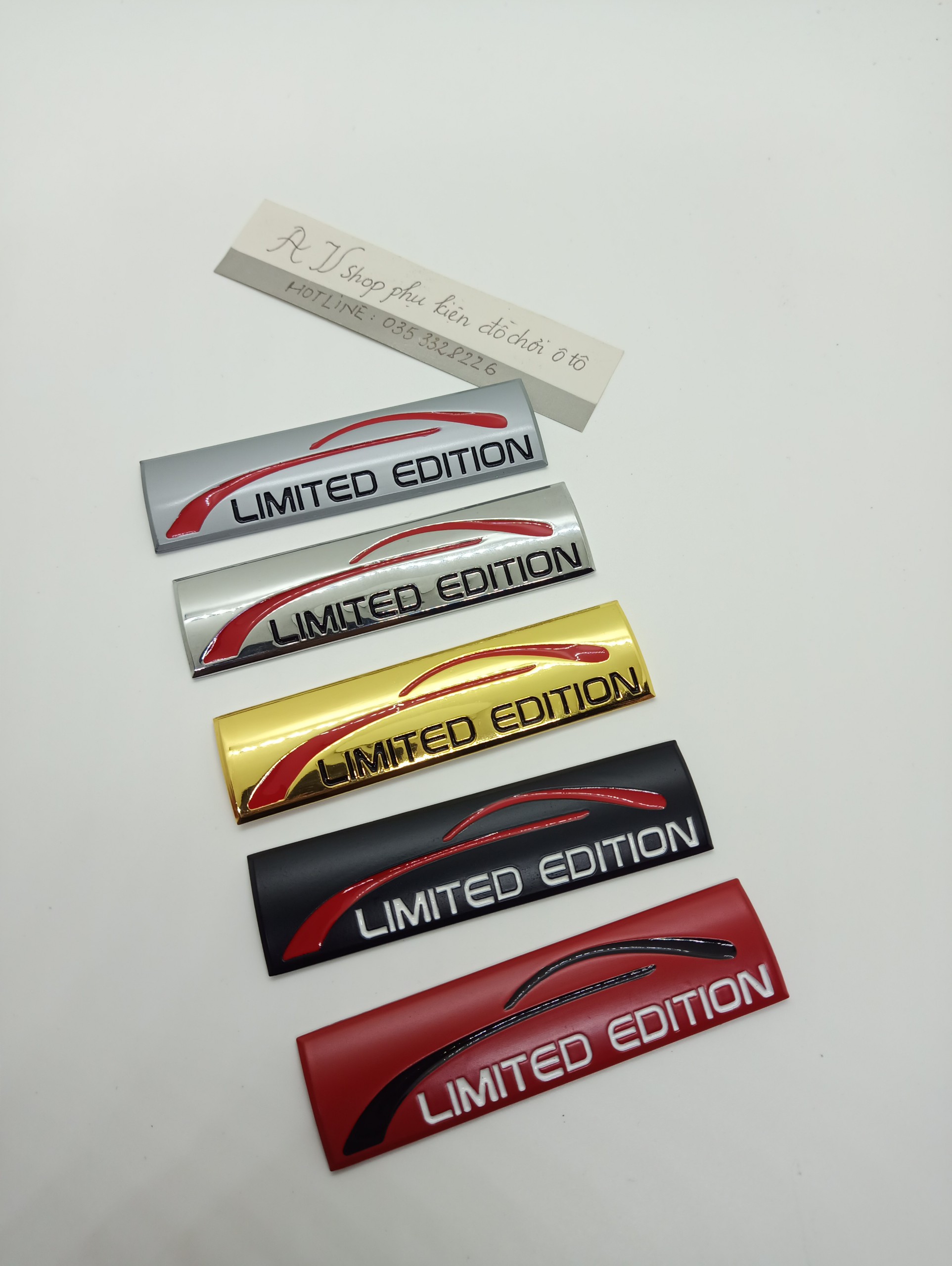 Logo kim loại khắc chữ limited edition trang trí xe hơi