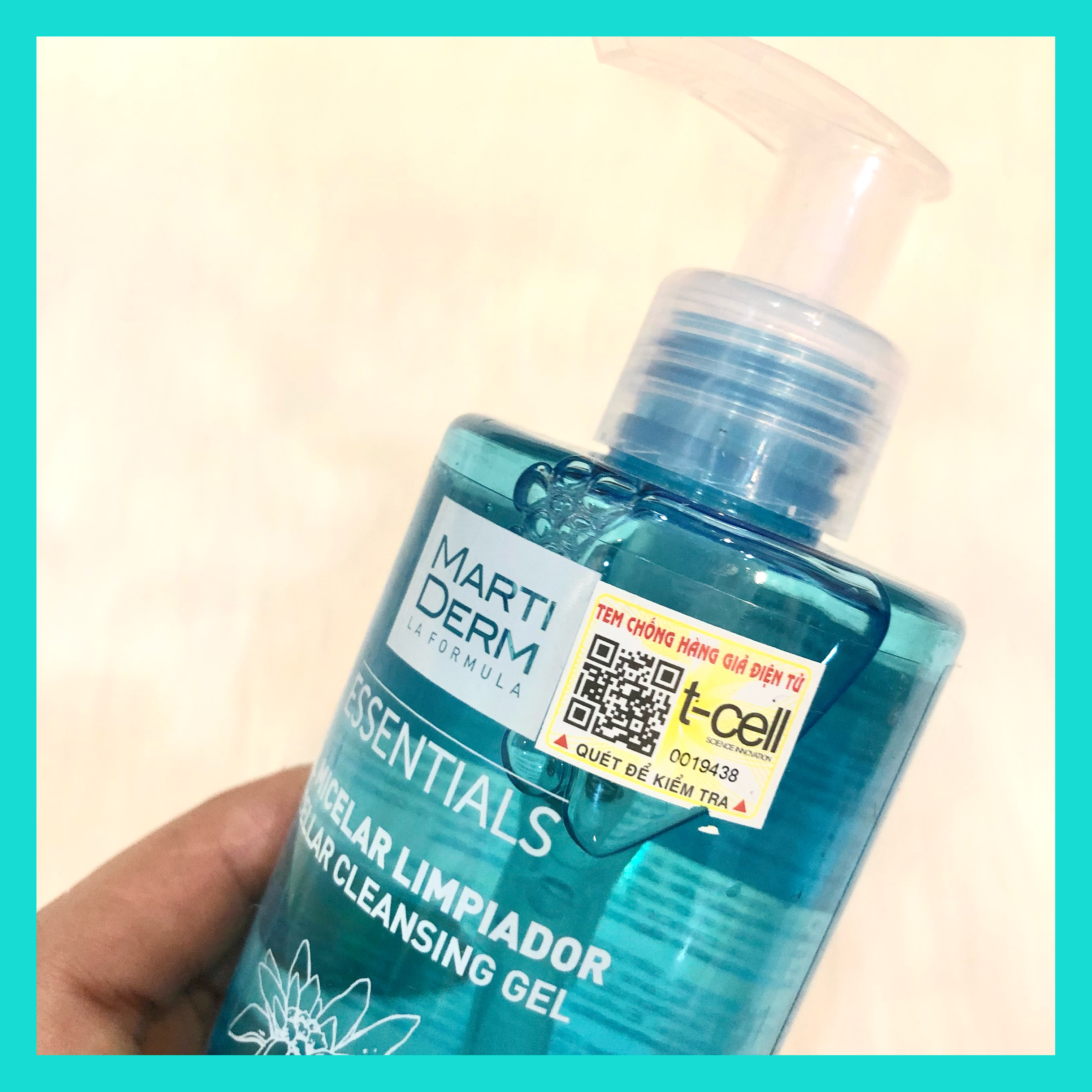 Sữa rửa mặt Martiderm Essentials Micellar Cleansing Gel