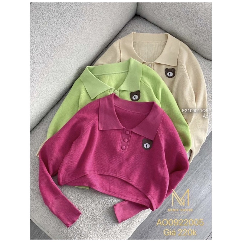 Áo len croptop cổ bẻ tay dài phối gấu