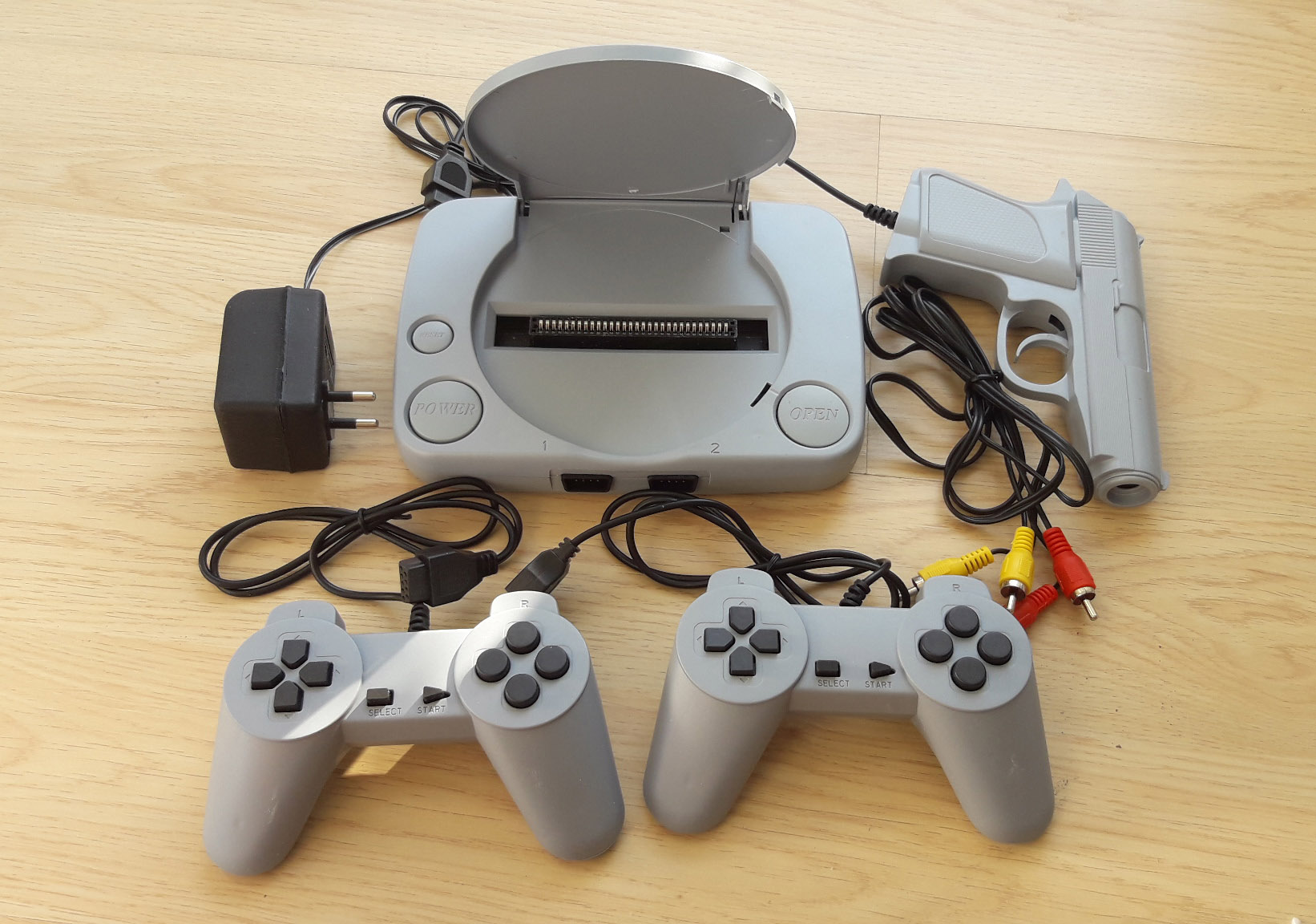 Máy chơi gameSuper Game 8 bit ngày xưa Có game trong máy