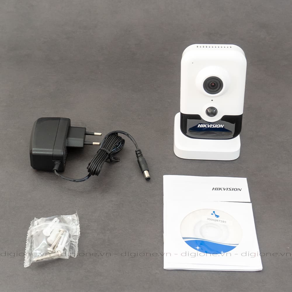 Camera wifi Hikvison Cube DS-2CD2421G0-IW H265+ đàm thoại 2 chiều - TRANGIATELCOM