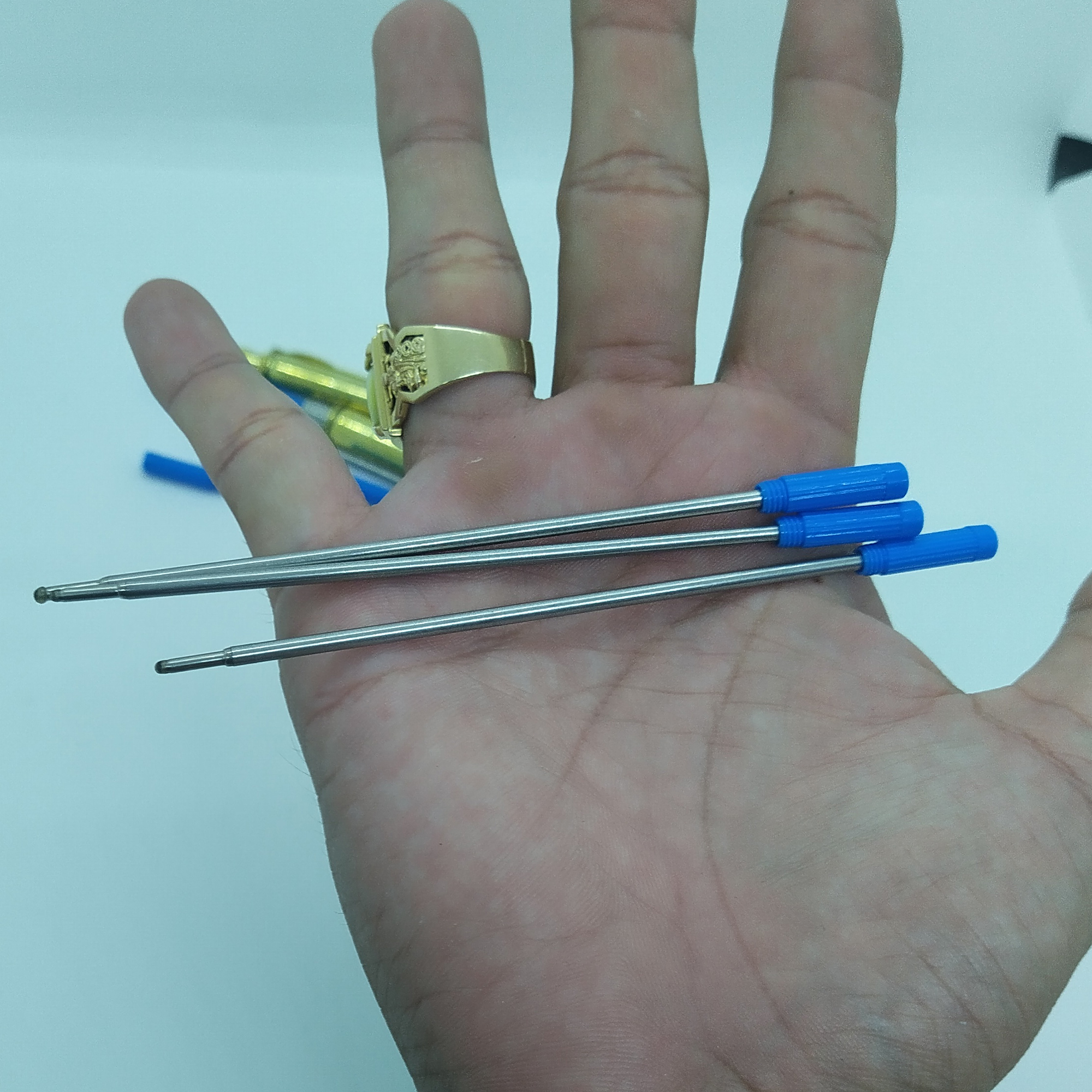 Pen by cartouches