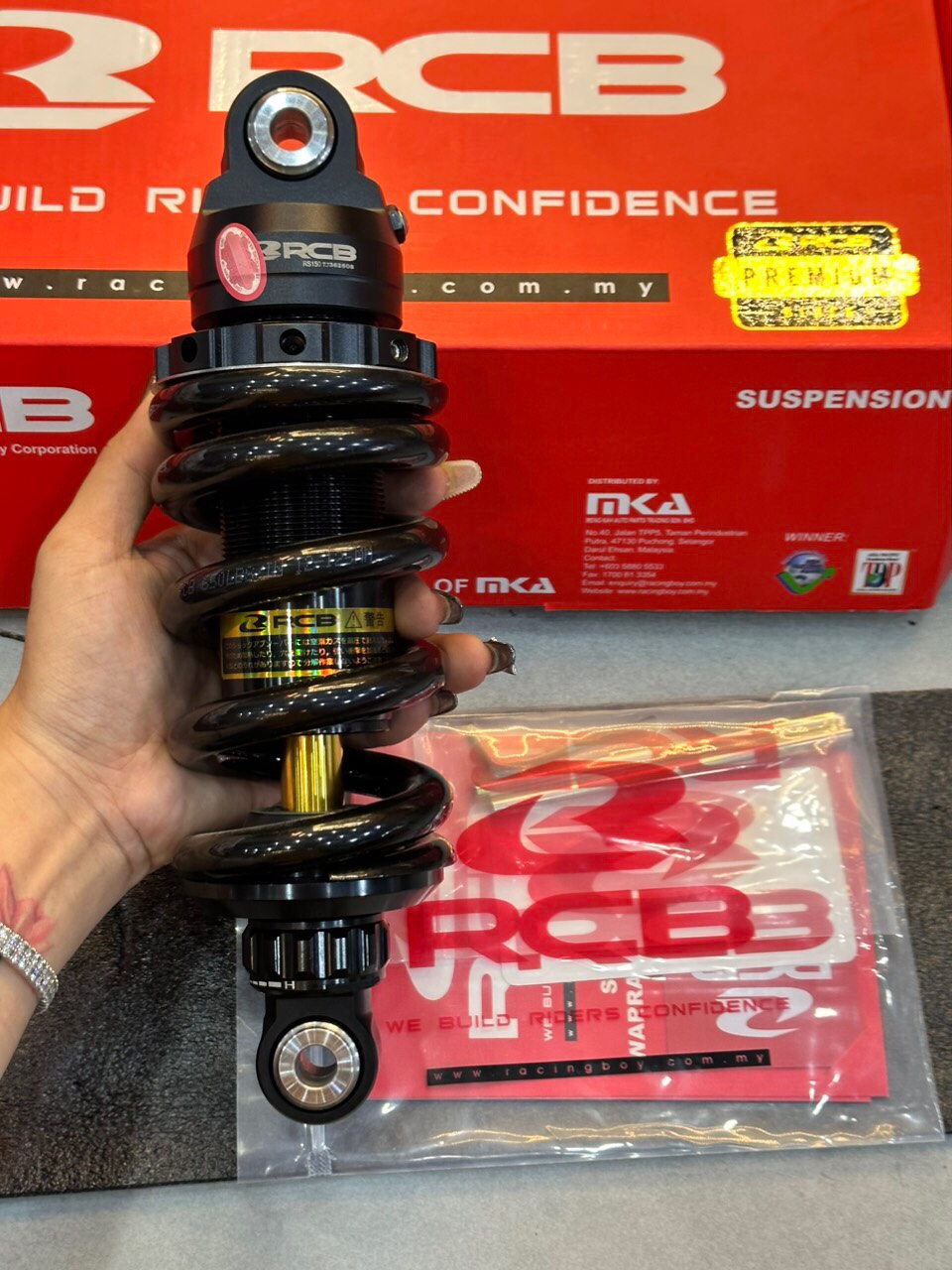 Phuộc sau rcb winner/sonic mẫu s2 đen ty vàng