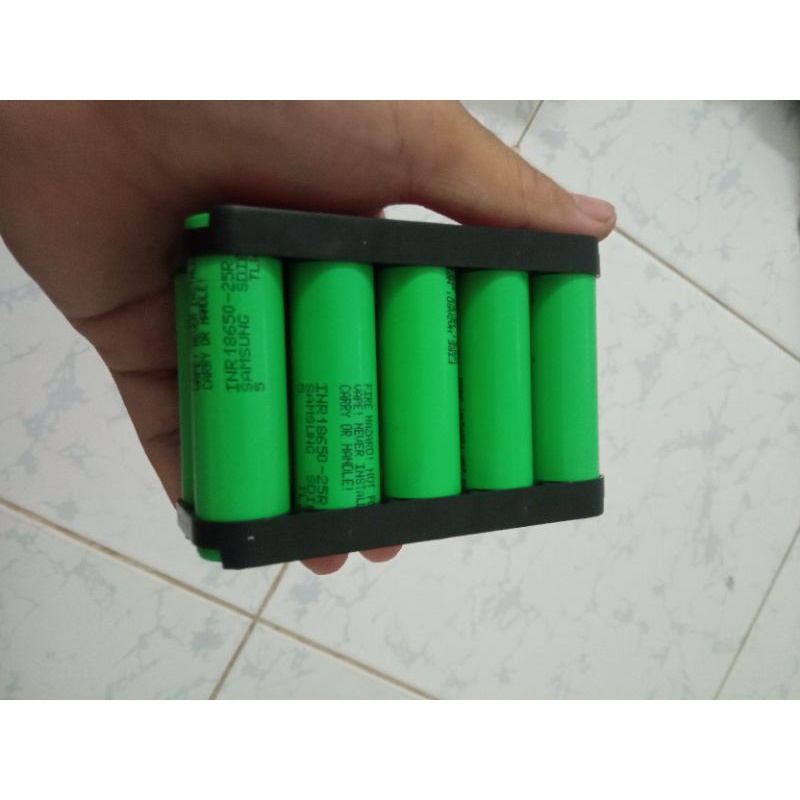Pin makita 18v 2.5ah cell samsung 25r