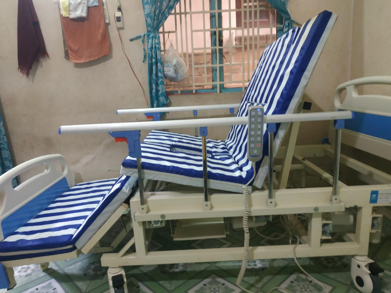 Giường Điện Đa Chức Năng JYC01 ( Giá 15,000k)