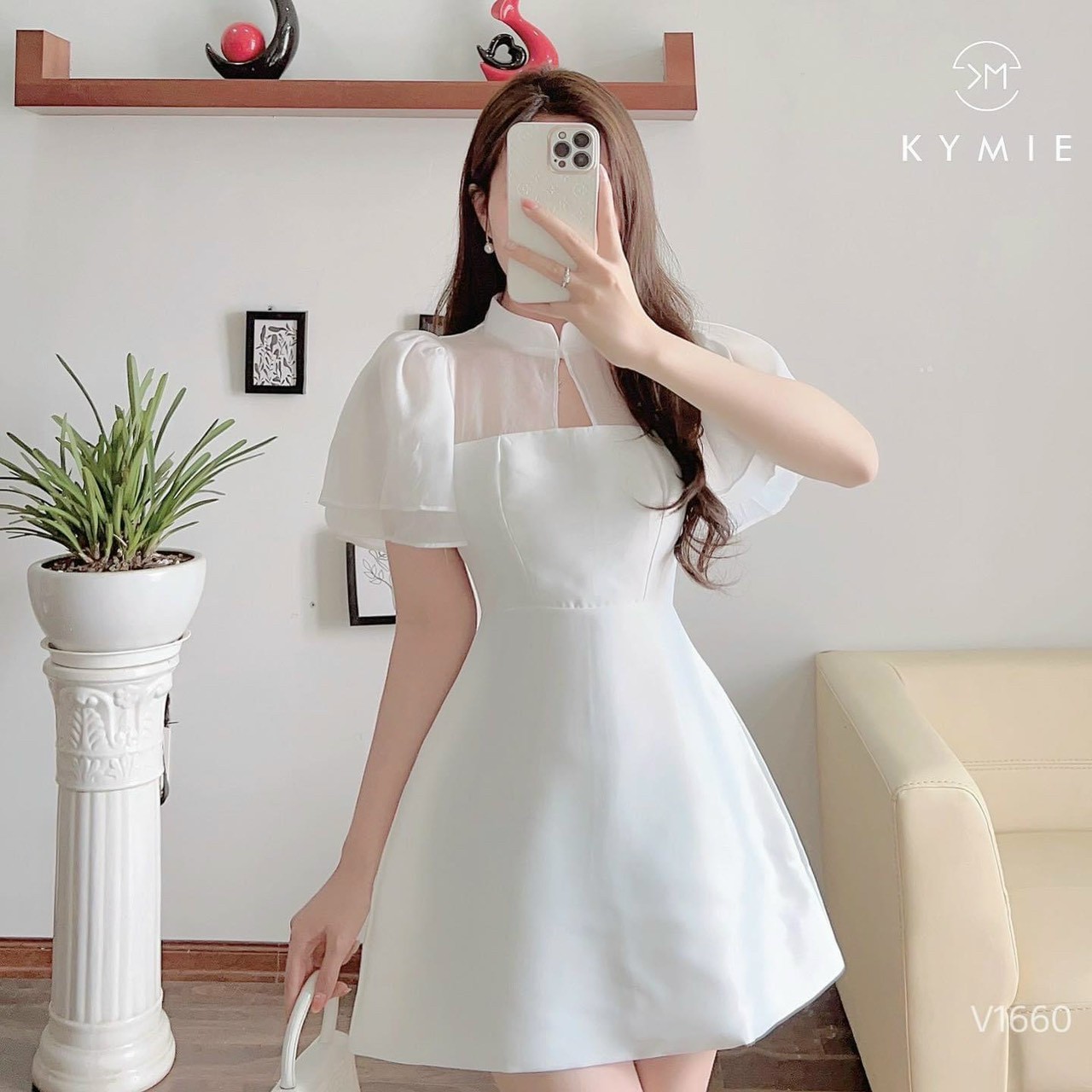 Đầm cổ tàu phối bèo voan