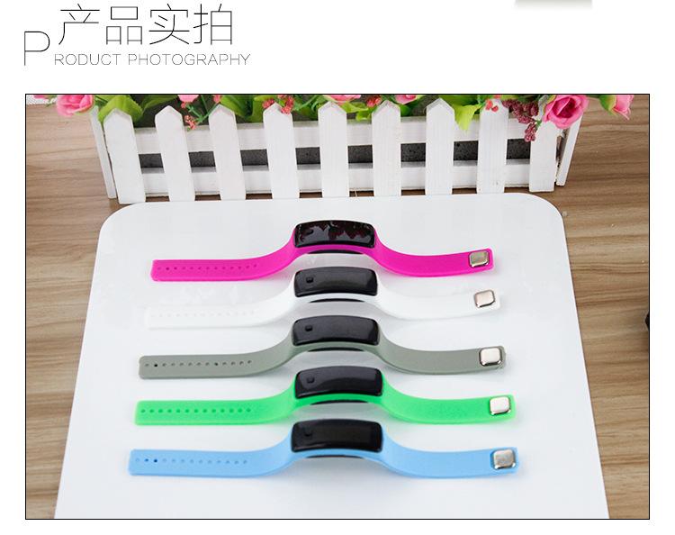 [HCM]Đồng hồ đèn led thể thao giá sỉ
