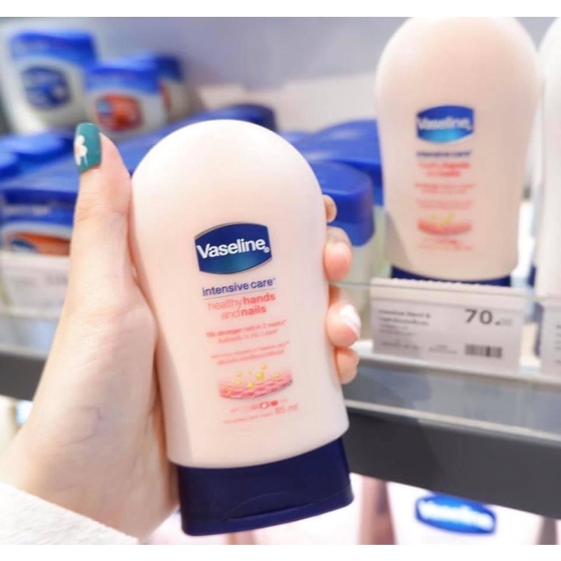 Kem dưỡng da tay và móng tay Vaseline Intensive Care 85g