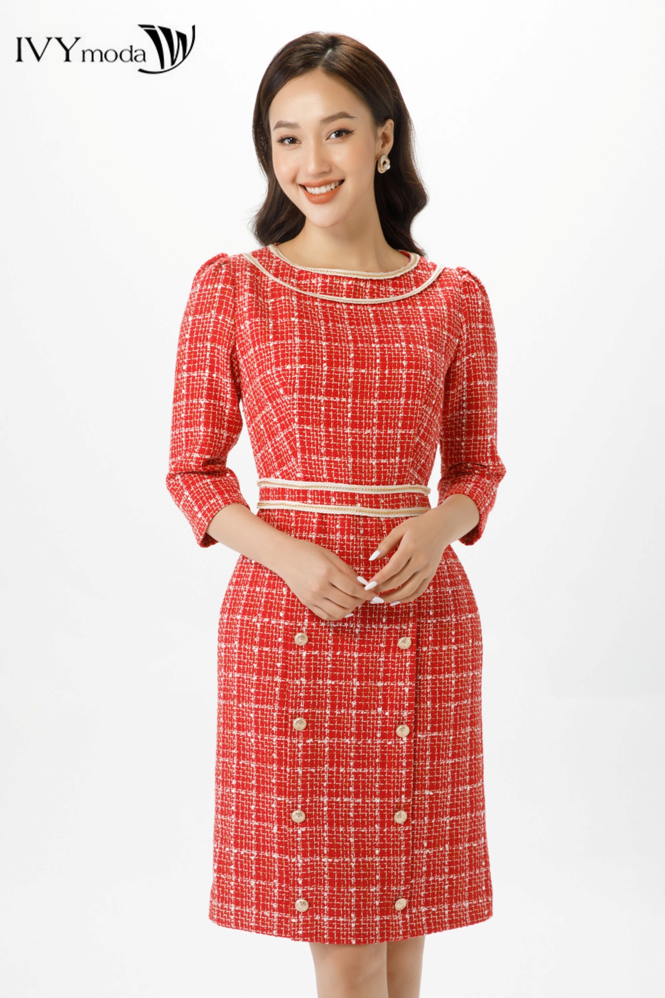 Đầm Tweed kẻ đỏ 2 lớp cổ tròn IVY Moda MS 48M7105