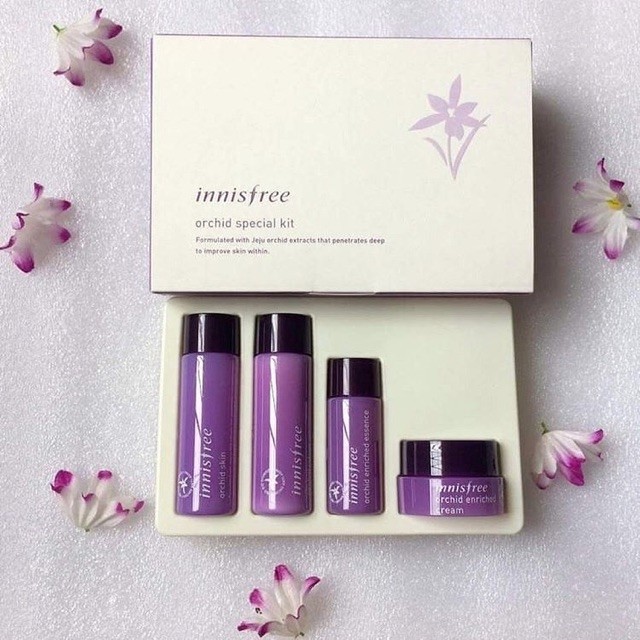 Set 4 Món Innisfree Jeju Orchid Special Kit