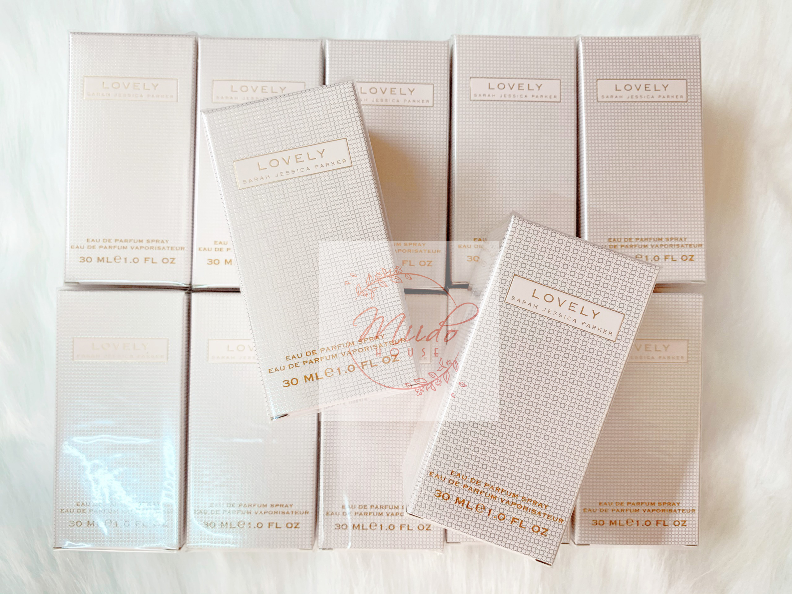 Nước hoa 𝐒𝐚𝐫𝐚𝐡 𝐉𝐞𝐬𝐬𝐢𝐜𝐚 𝐏𝐚𝐫𝐤𝐞𝐫 𝐋𝐨𝐯𝐞𝐥𝐲 𝐄𝐚𝐮 𝐝𝐞 𝐏𝐚𝐫𝐟𝐮𝐦 𝐒𝐩𝐫𝐚𝐲 30ml