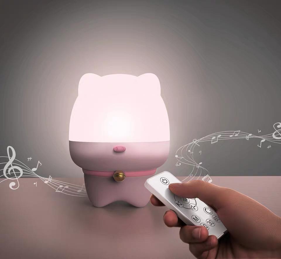 Đèn chiếu sao có loa bluetooth dễ thương