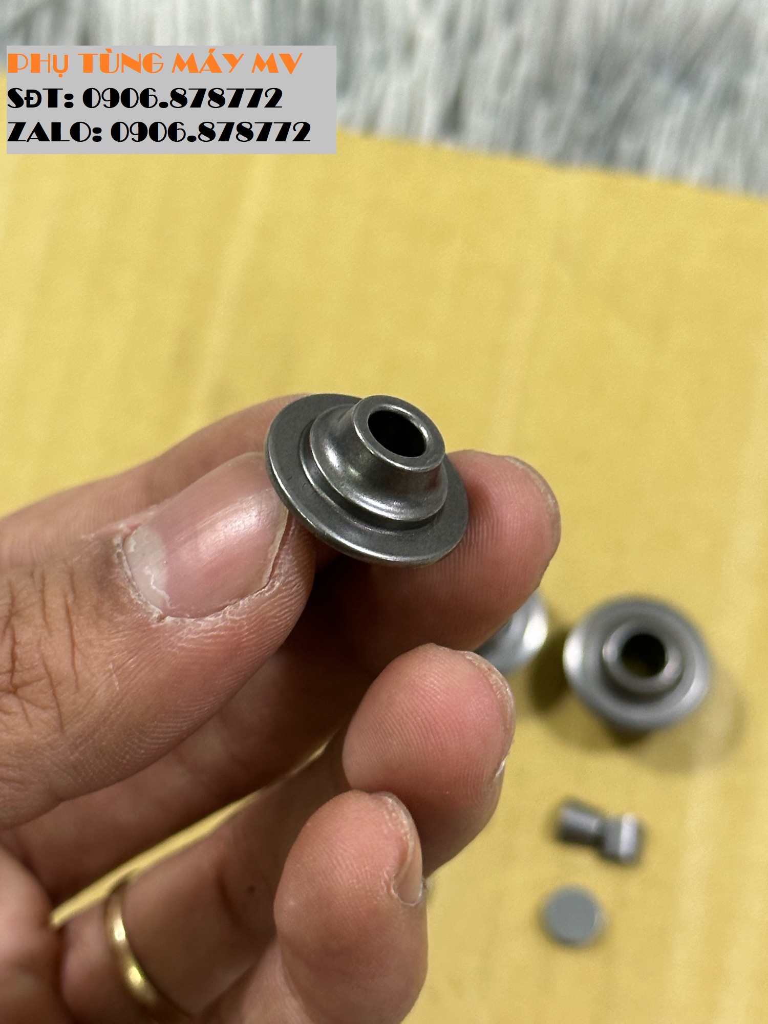 Chén móng đồng tiền Ex V2 ko cấn cò. Ráp như zin
