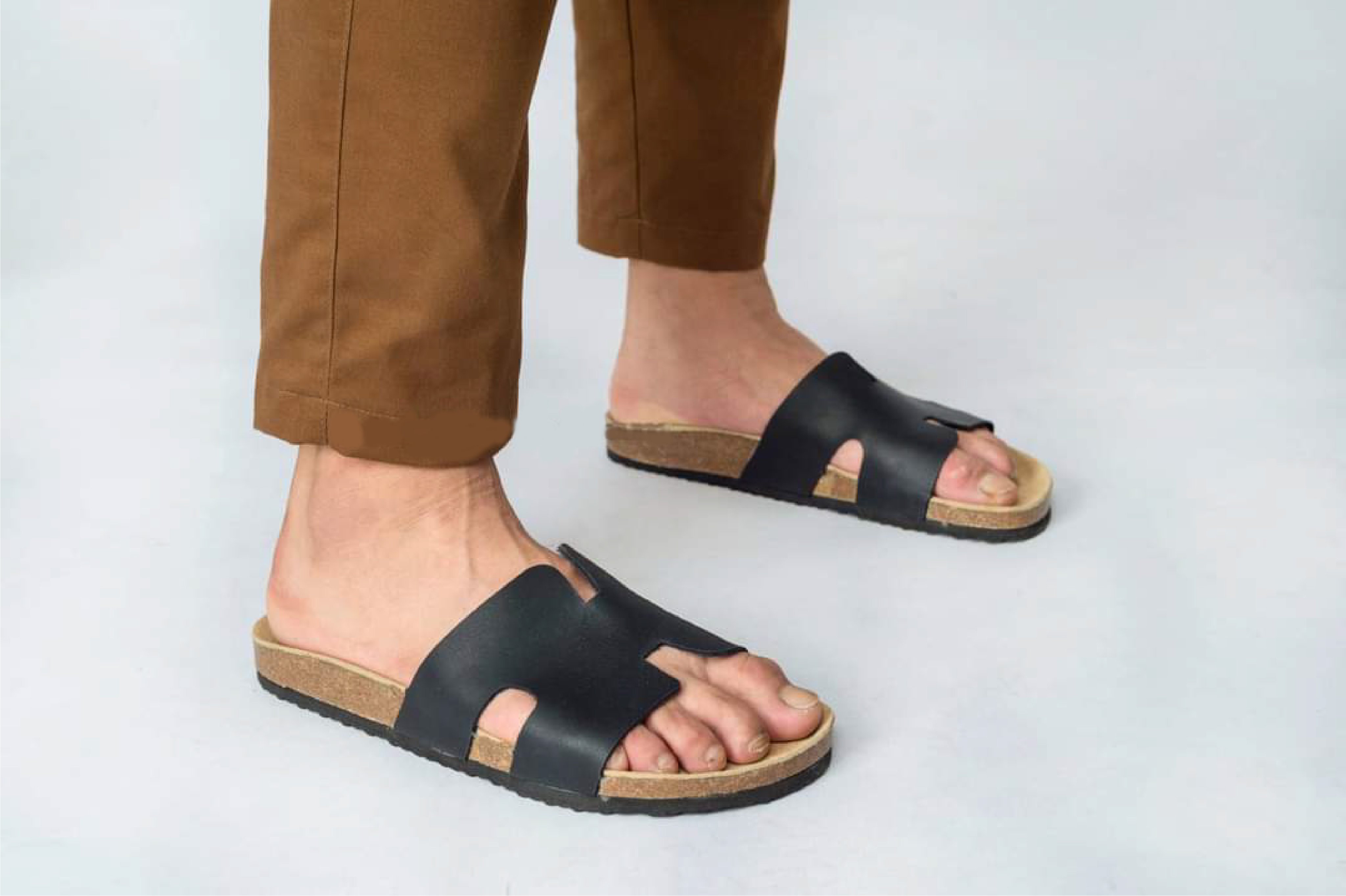 Dép đế trấu unisex kiểu  H da pu đen