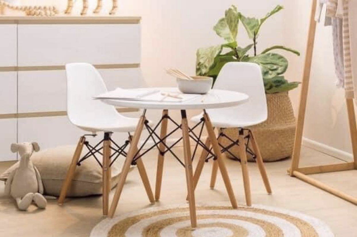 Bàn ghế eames