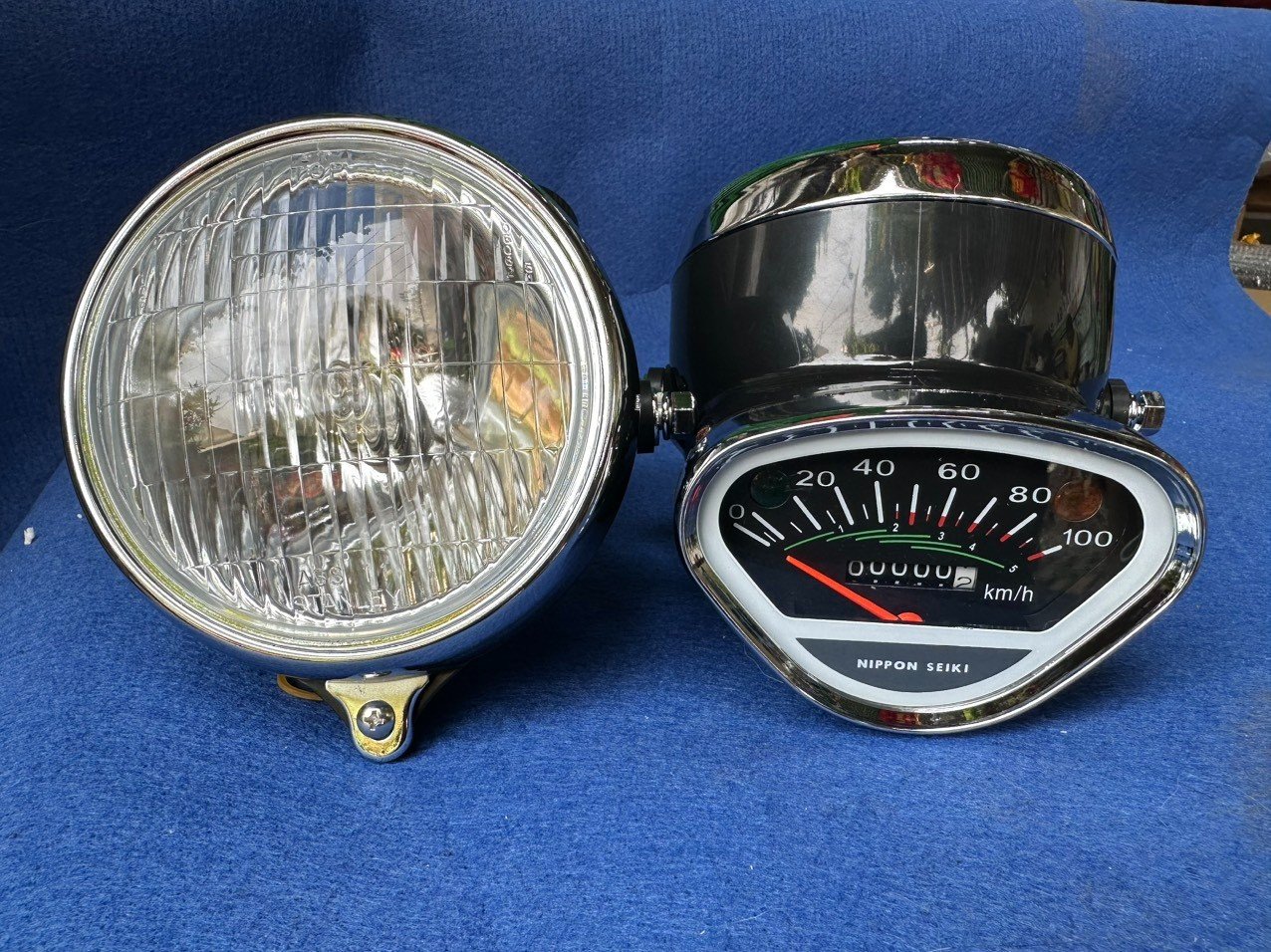 Pha đèn 67, dành cho các dòng xe 67, 68, CD, CL...