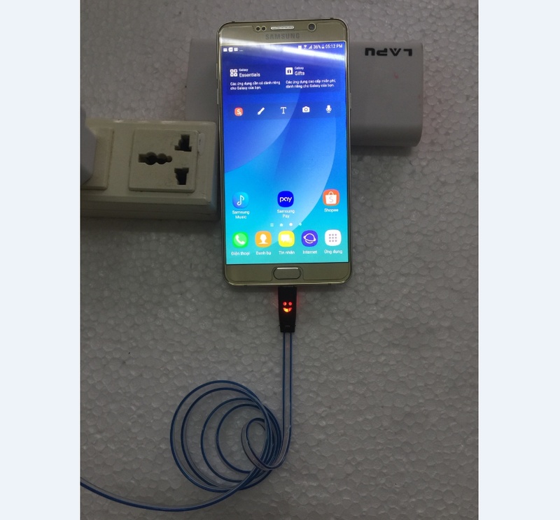Cáp sạc Micro USB đèn LED dạ quang đa năng hình mặt cười  - PKCB