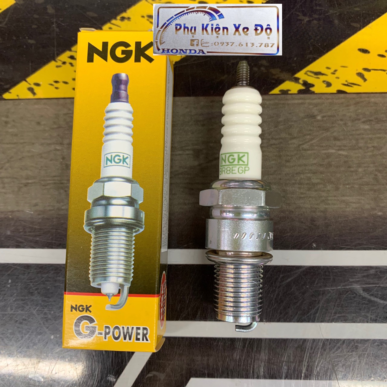 BUGI SPORT BẠCH KIM NGK – RGV120 Đánh lửa cực kì tốt