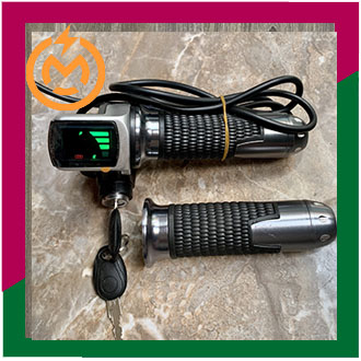 Tay ga xe điện báo pin 4in1 gồm khoá điện, tay ga, đồng hồ led báo pin, công tắc đèn.