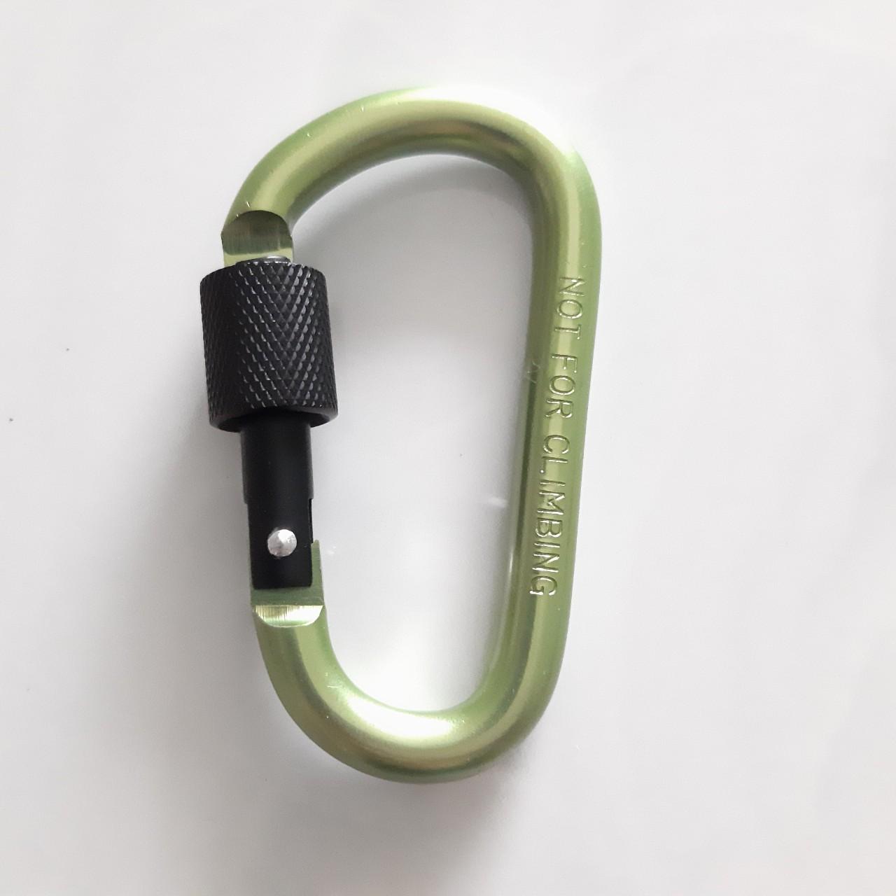 MÓC KHÓA CHỮ D
