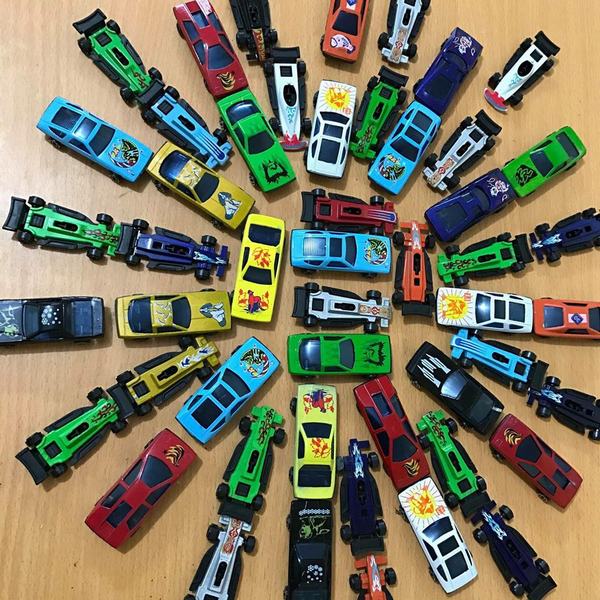 Set 50 ô tô màu sắc mini cho bé, Set 50 ô tô cho bé, Bộ 50 ô tô mini cho bé, Bộ đồ chơi 50 chiếc ô tô mô hình (Siêu bền, nhiều màu sắc), Set 50 Oto Màu Sắc Mini Cho Bé vui chơi, Set 50 ô tô màu sắc mini cho bé