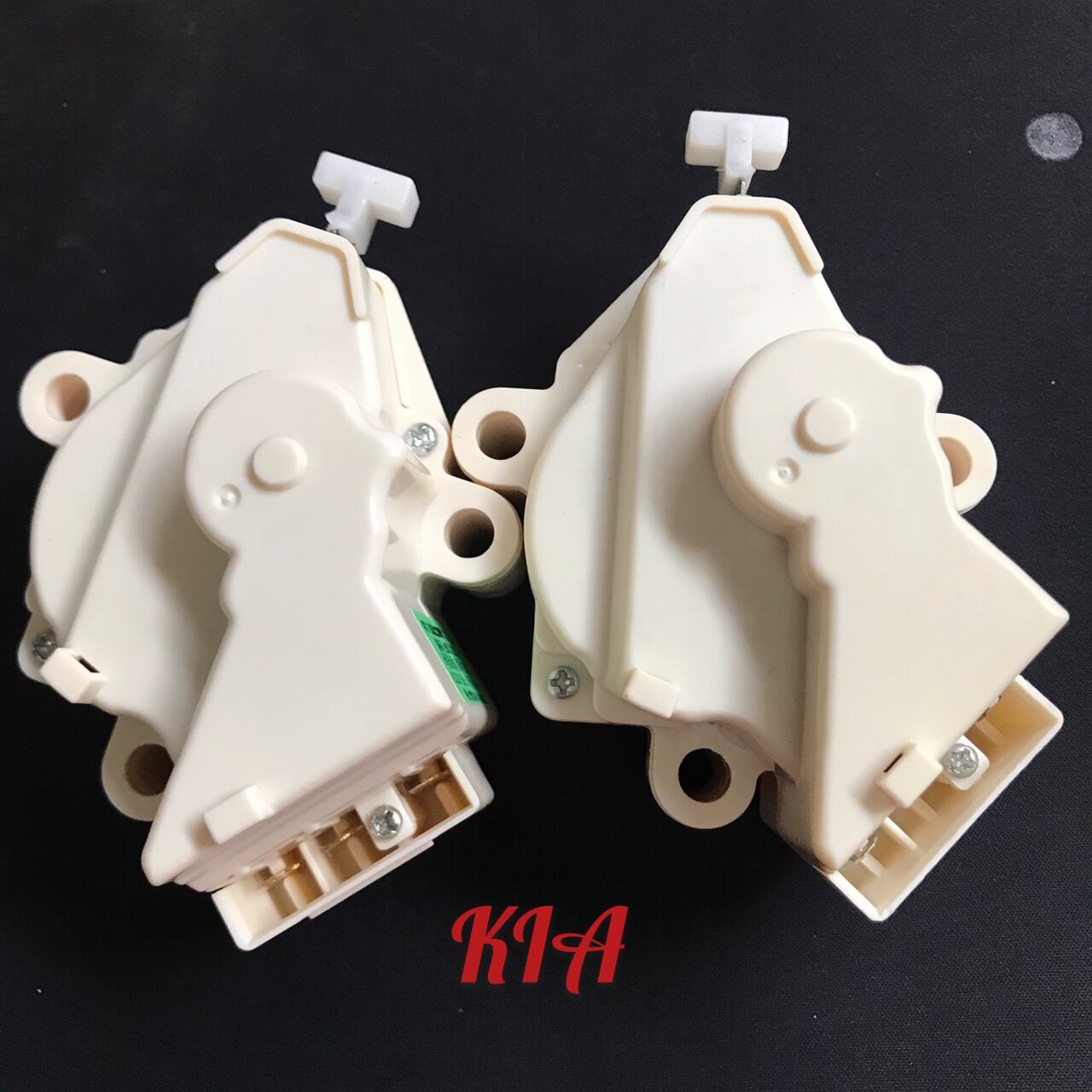 [HCM][Ảnh thật] [Có sẵn] Van xả máy giặt .LG 3 chân