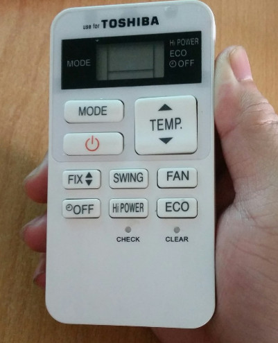 Điều khiển máy lạnh Toshiba