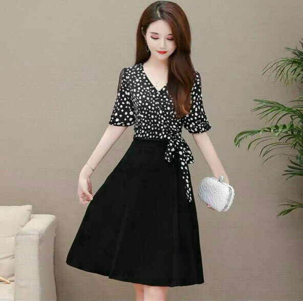 ĐẦM LỤA DÁNG XÒE CHẤM BI XINH XẮN DẠO PHỐ,,CÔNG SỞ..V..V... ĐỀU ĐẸP THỚI TRANG MỚI NHẤT HIỆN NAY