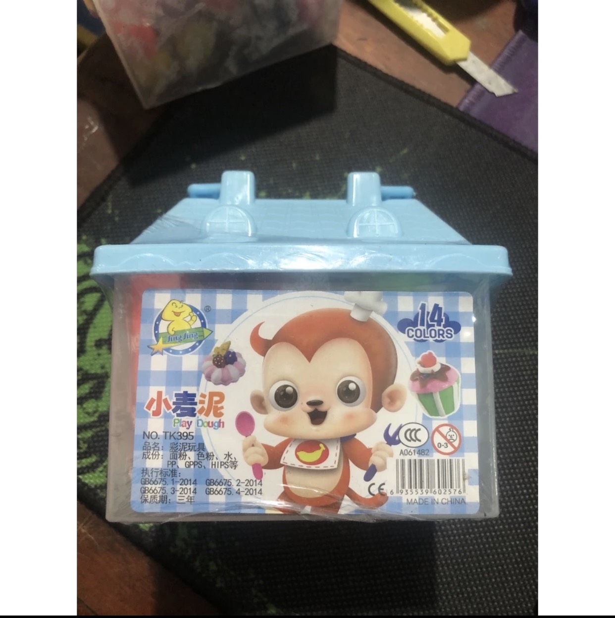 Hộp Đất Nặn Hình Nhà 14 Màu