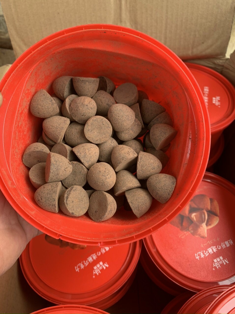 SOCOLA TƯƠI NAMA - CÔNG THỨC NHẬT CHO CUỐI NĂM NGỌT NGÀO HỘP ĐỎ