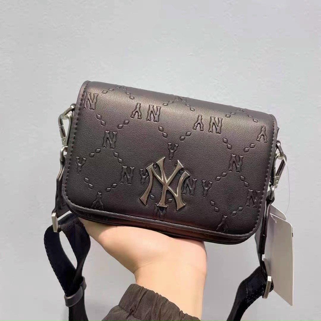 Túi đeo chéo nữ NY (hàng auth tuồn)  size 20cm nhiều mẫu