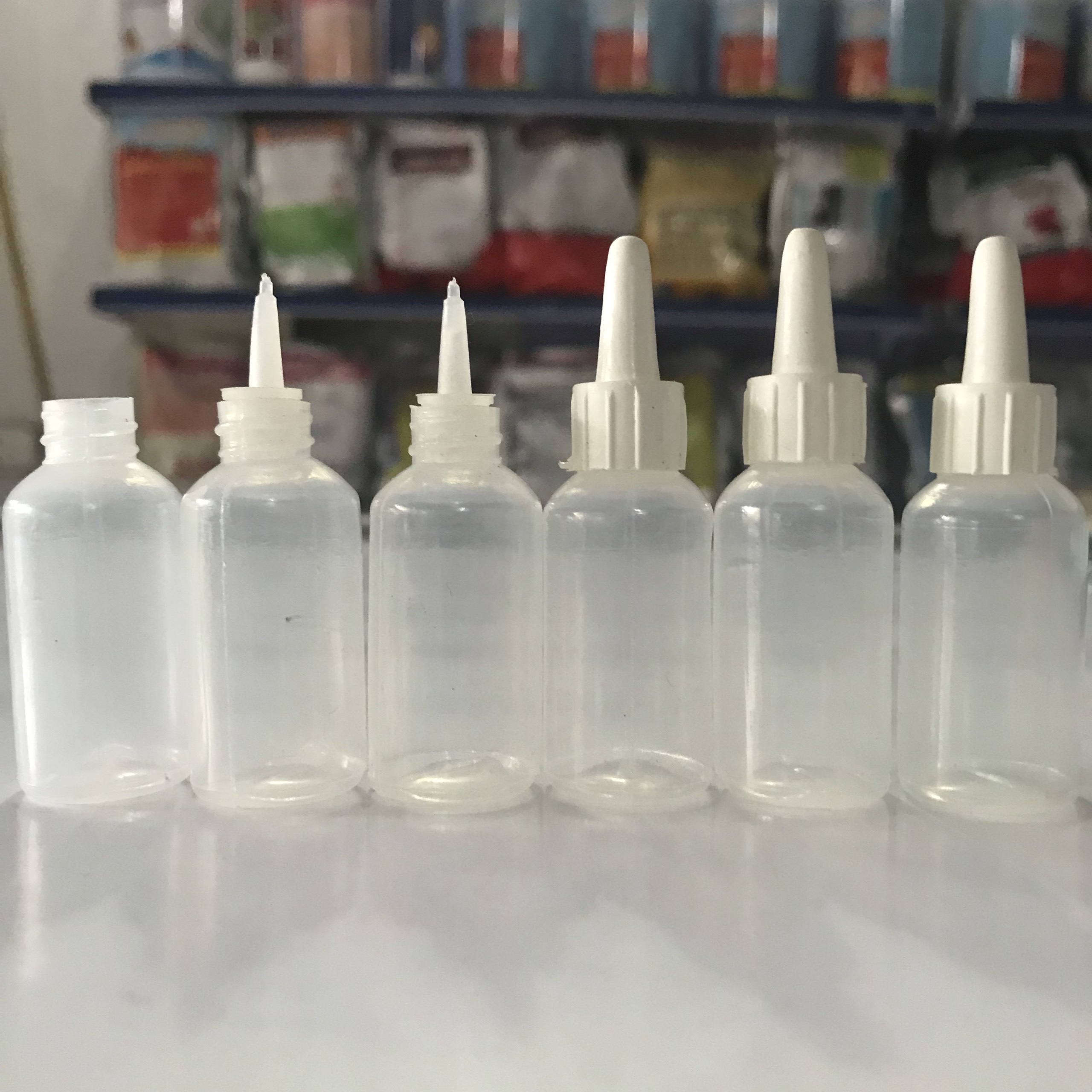 100 lọ nhựa san chiết 10ml