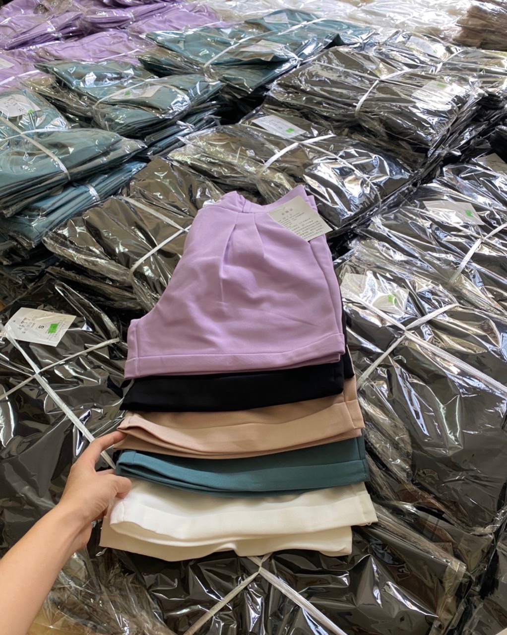 Quần short nữ gập gấu
