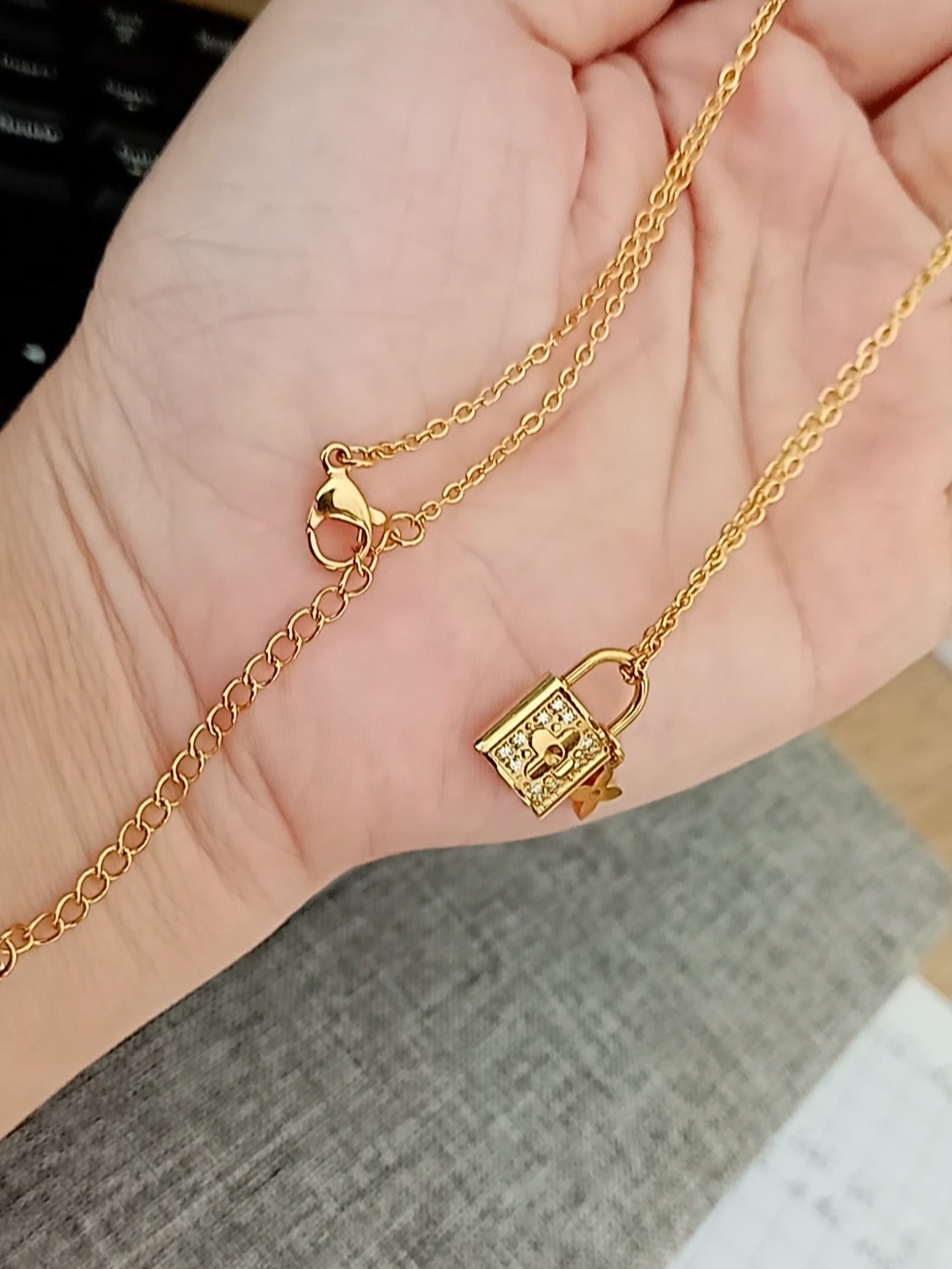 DÂY CHUYỀN TITAN Ổ KHÓA XOÀN