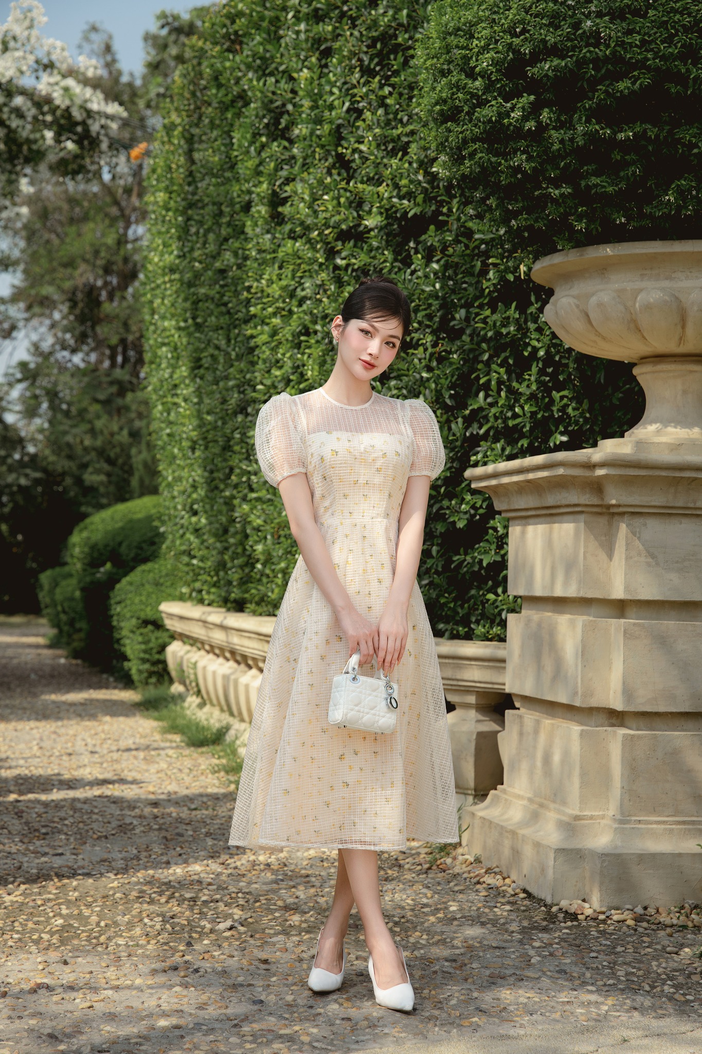 Voucher siêu sale 15% OLV - Đầm hoa Sesia Fleur Dress