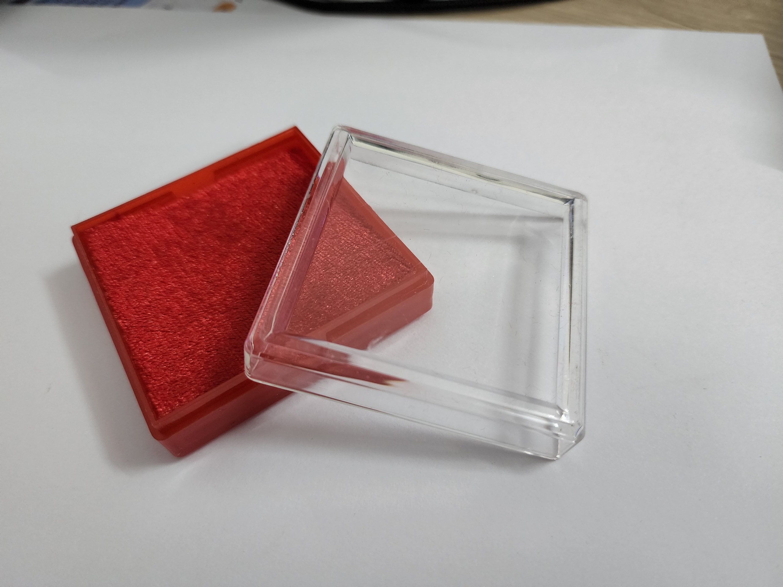 10 Hộp đựng Huy hiệu 6 x 6 cm