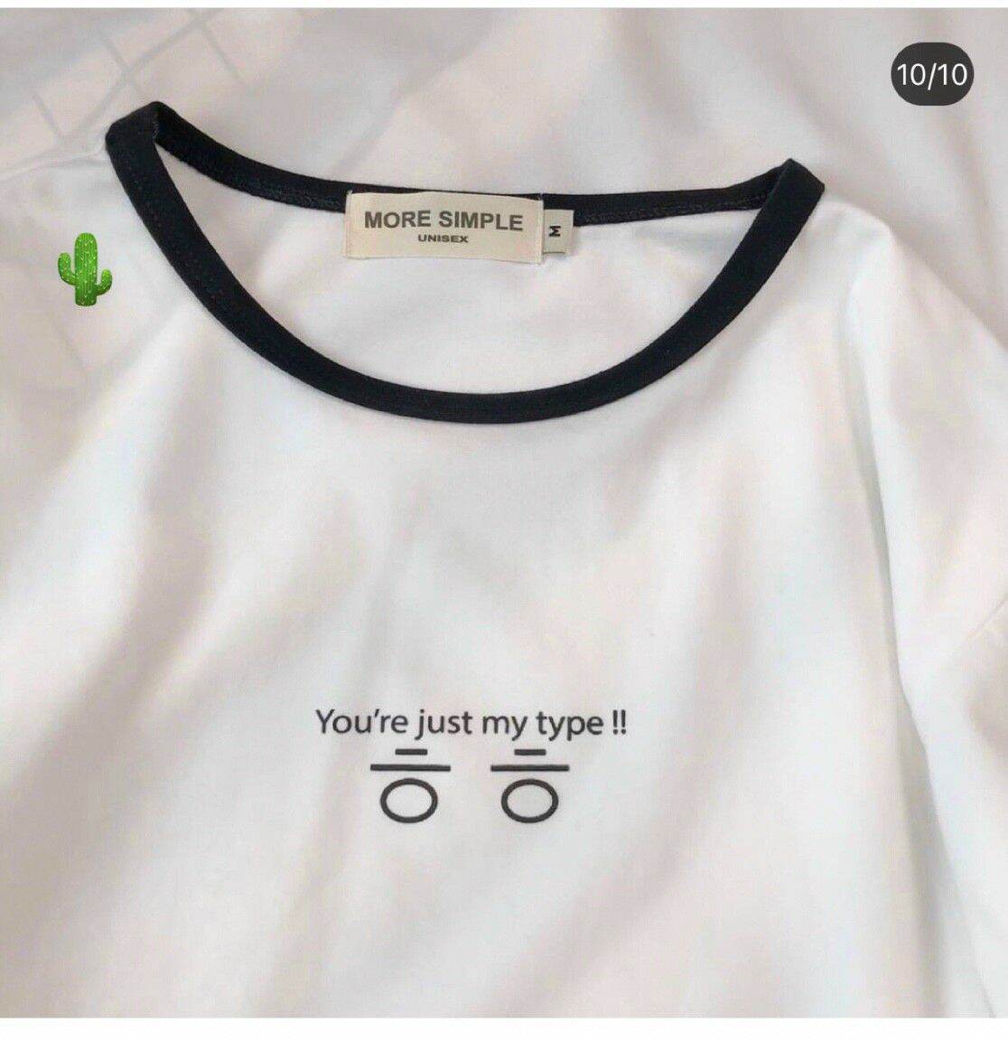 [HCM]Áo croptop viền thêu chữ hàn