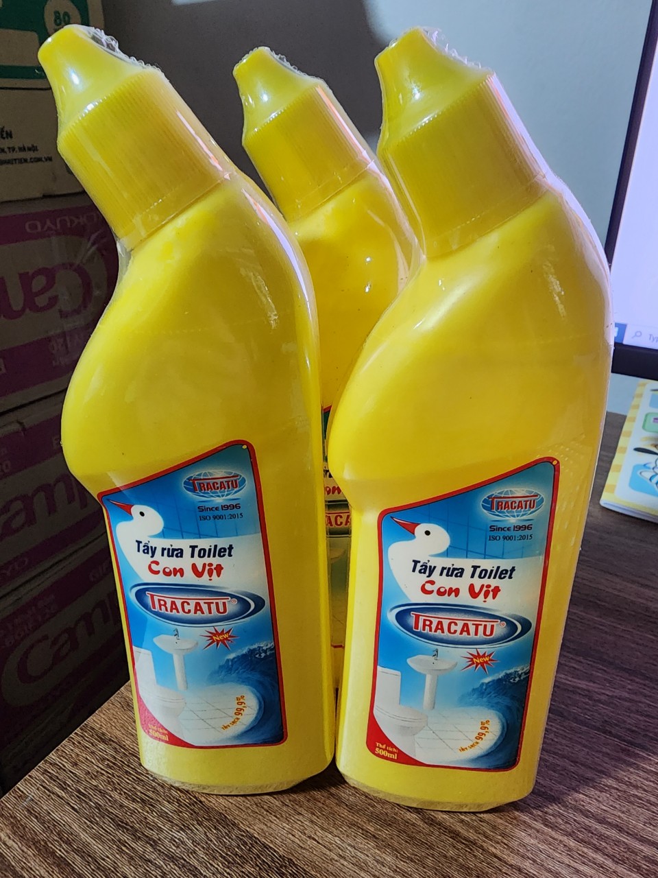 Chai Nước Tẩy Bồn Cầu Con Vịt TRACATU 500ml