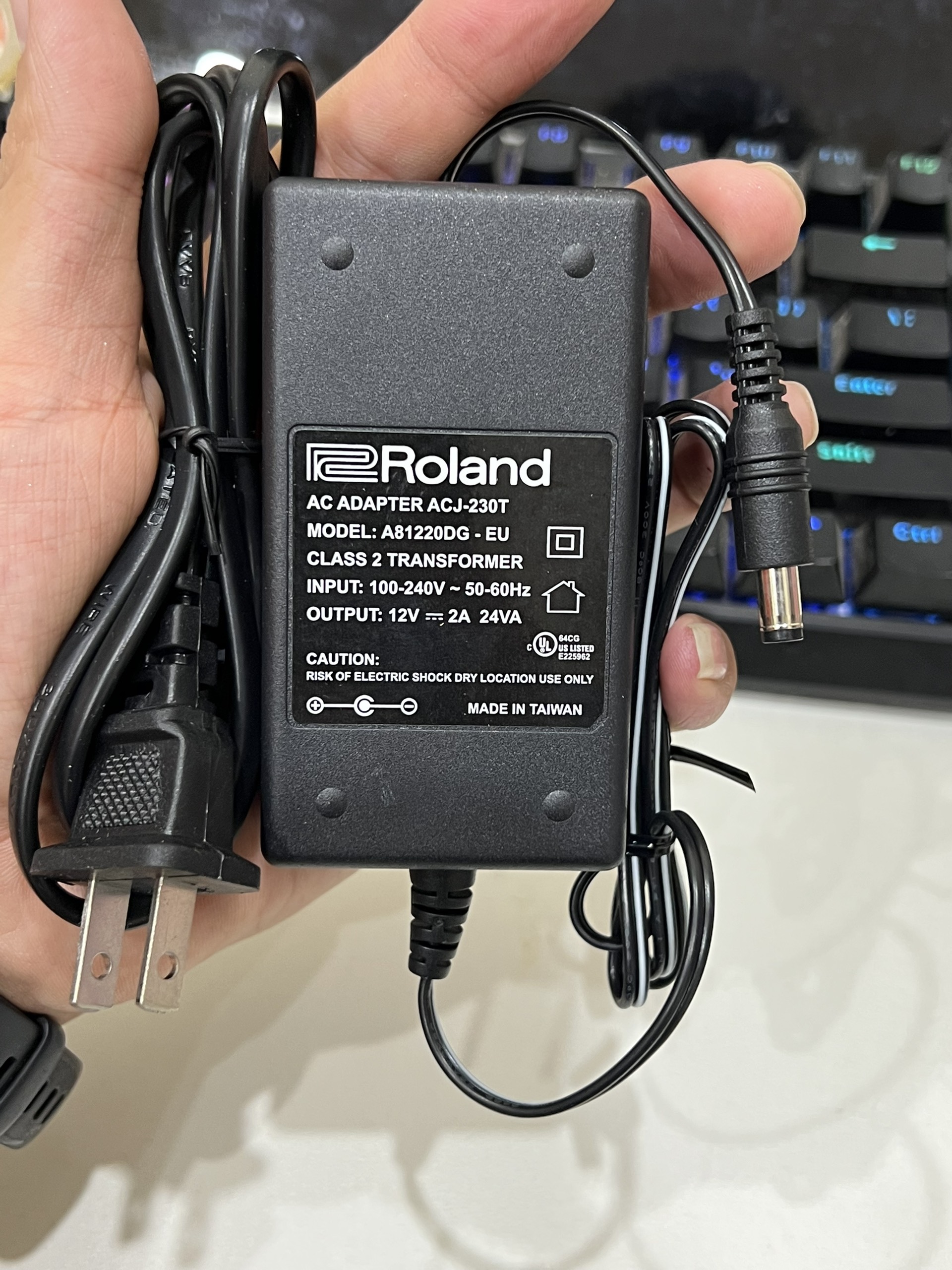 bán adapter cho đàn organ roland ex30