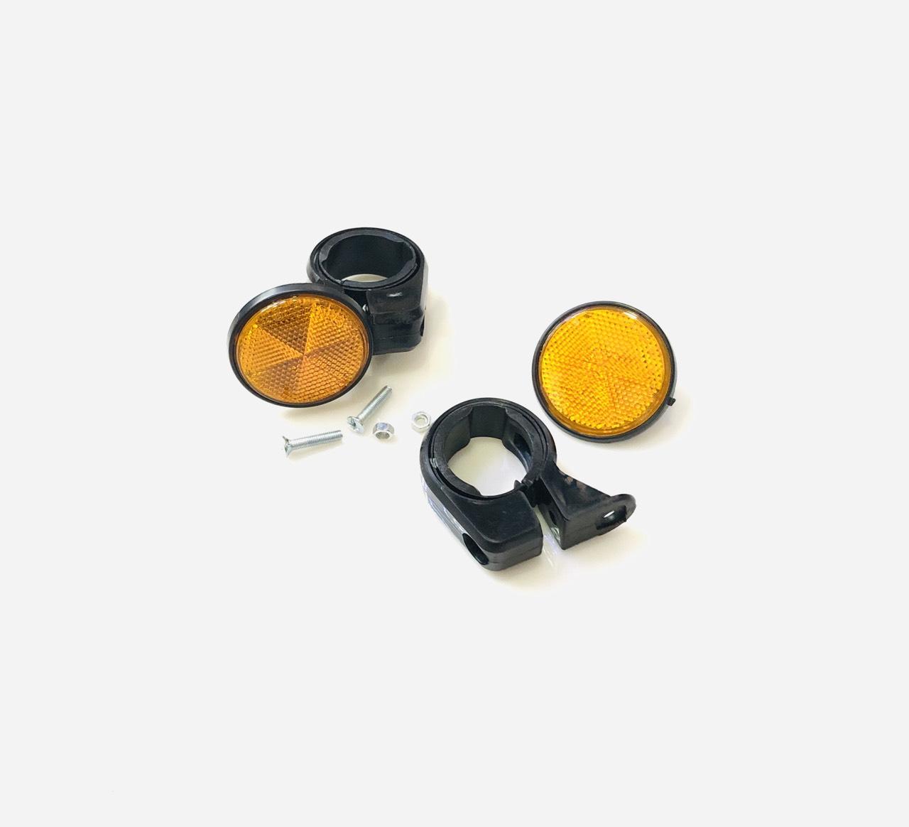 Reflective Cat Eyes Front