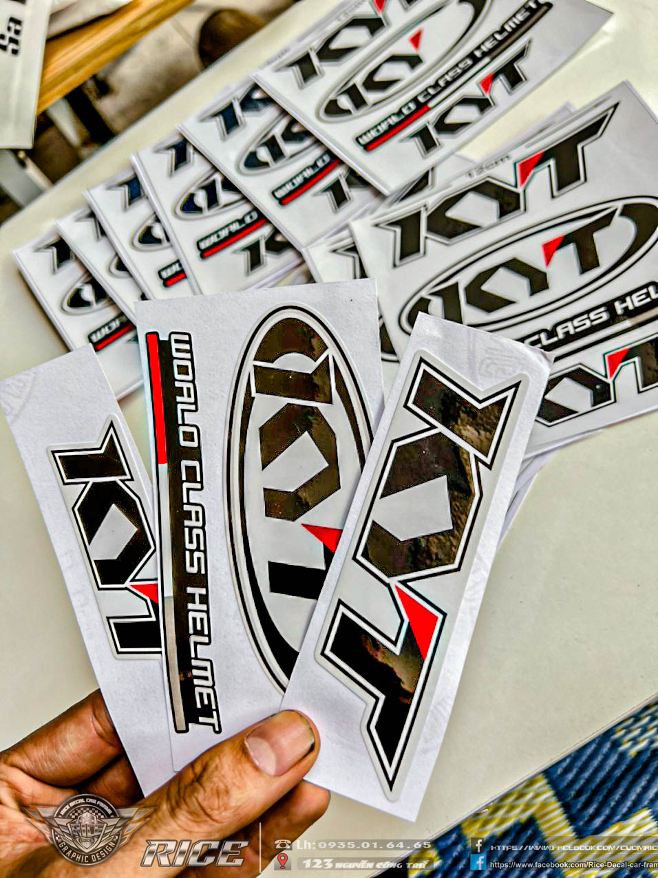 Tem Logo KYT 3 mẫu Chuẩn